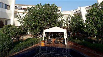 حیاط هتل آنا کیش حیاط هتل آنا کیش